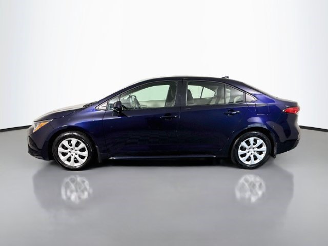 Used 2025 Toyota Corolla LE FWD image 6