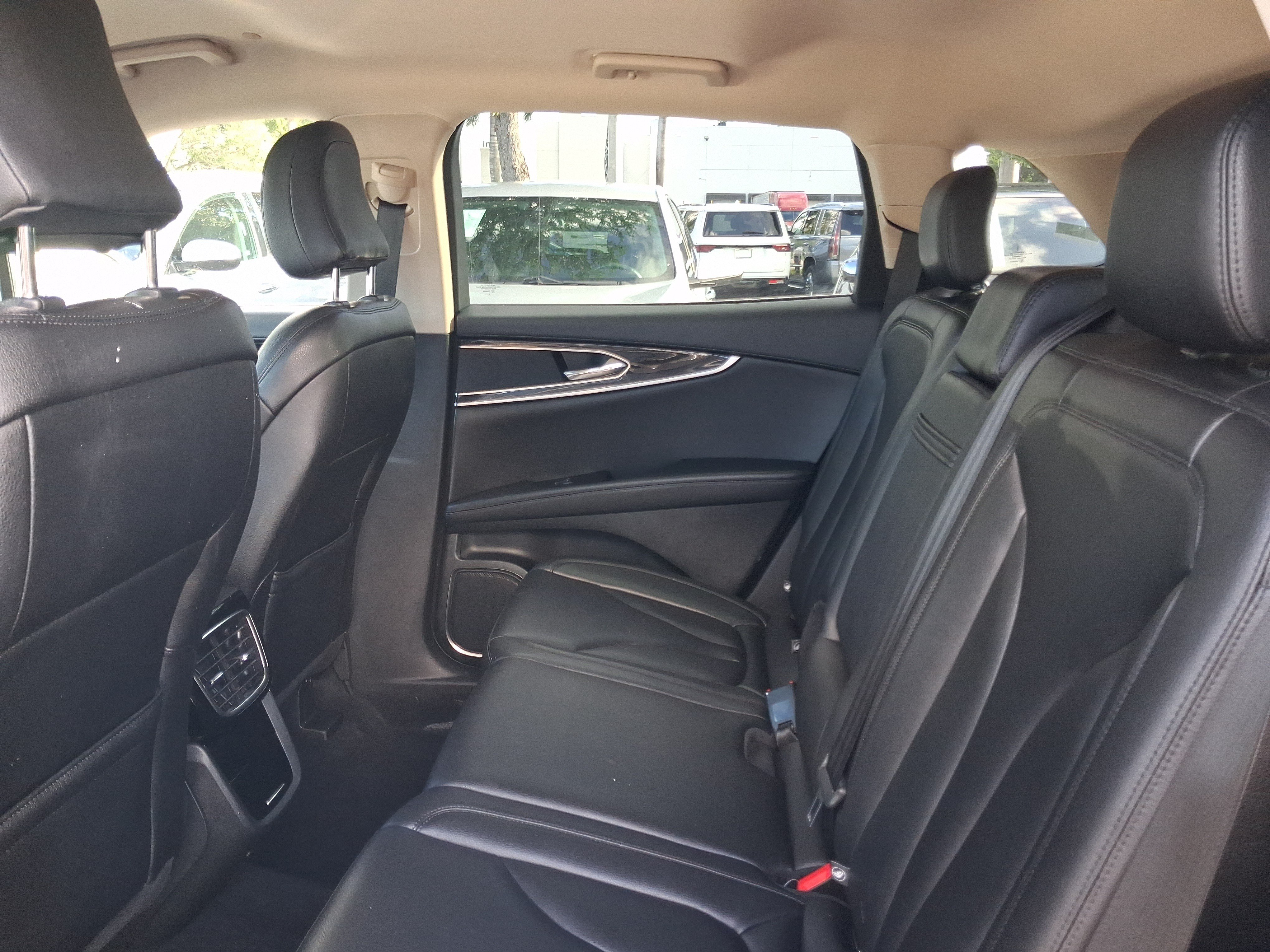 Certified 2023 Lincoln Nautilus FWD w/ Premium Package image 6