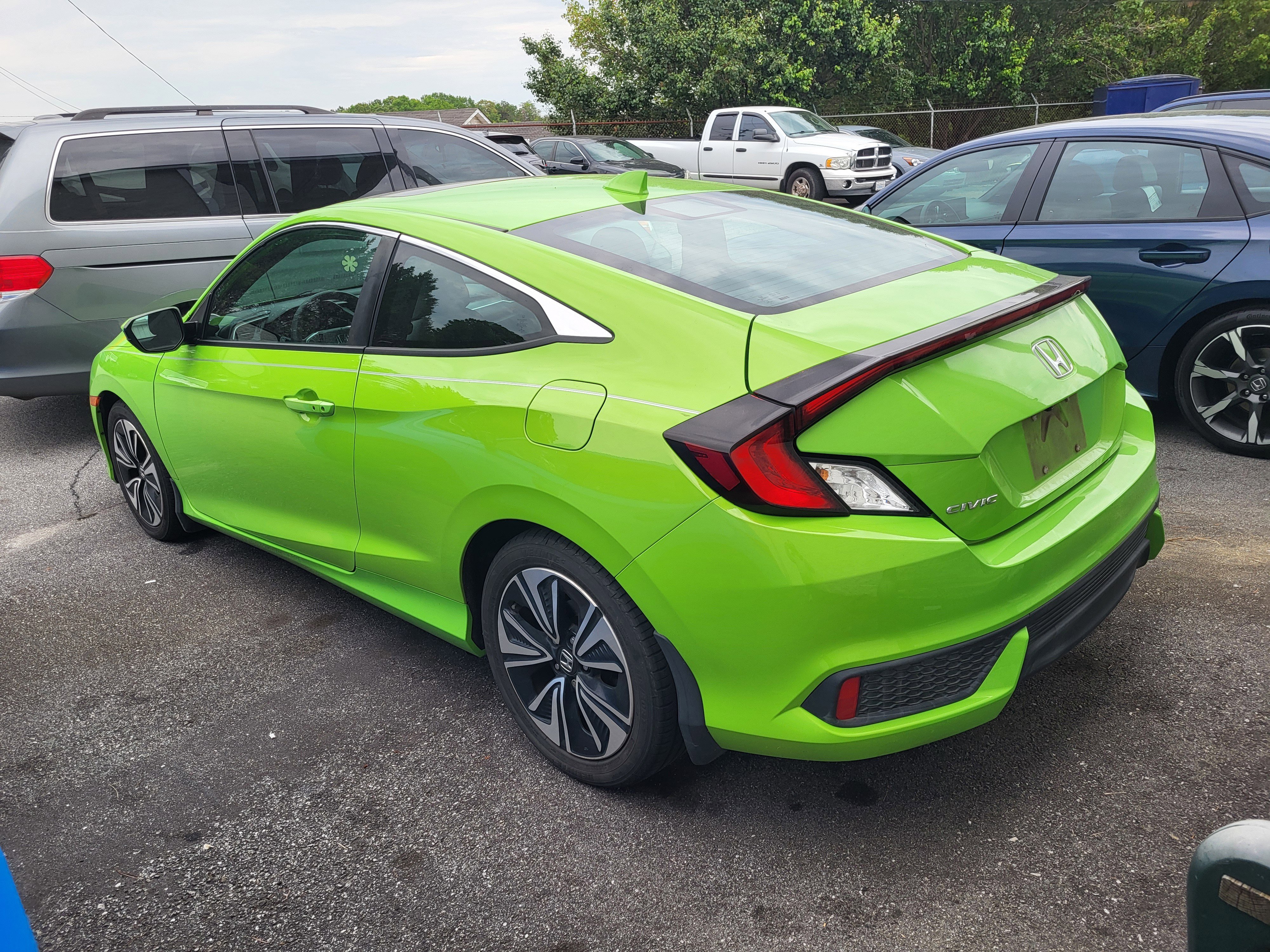 Used 2017 Honda Civic EX-T image 6
