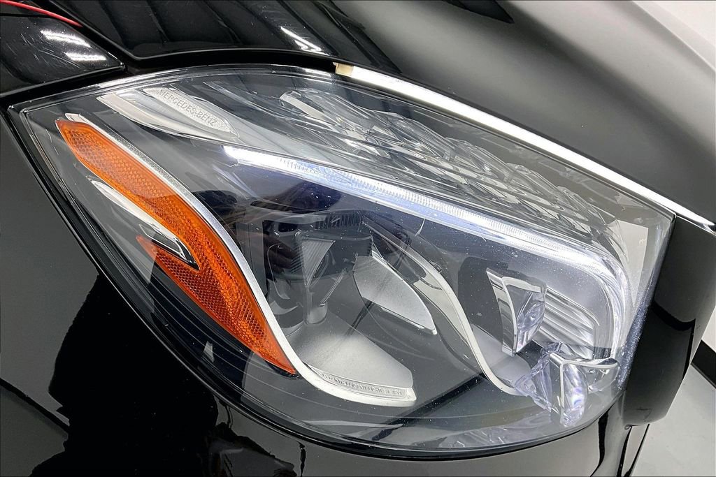 Used 2017 Mercedes-Benz GLS 450 4MATIC image 39