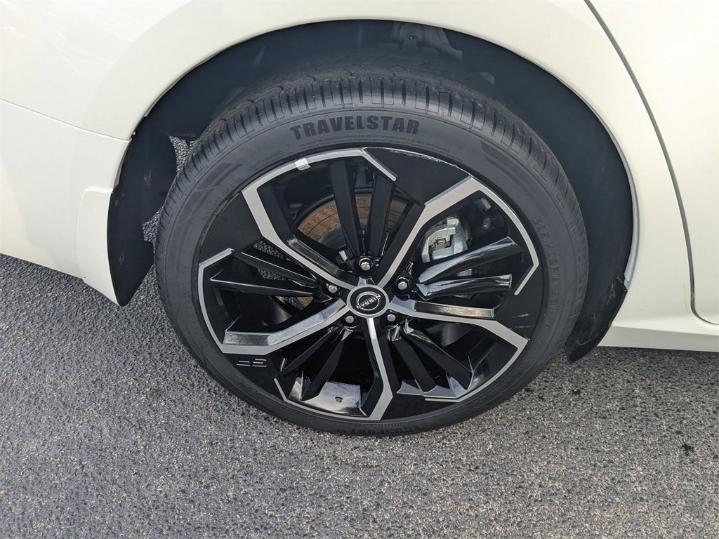 Used 2025 Nissan Altima 2.5 SR image 32