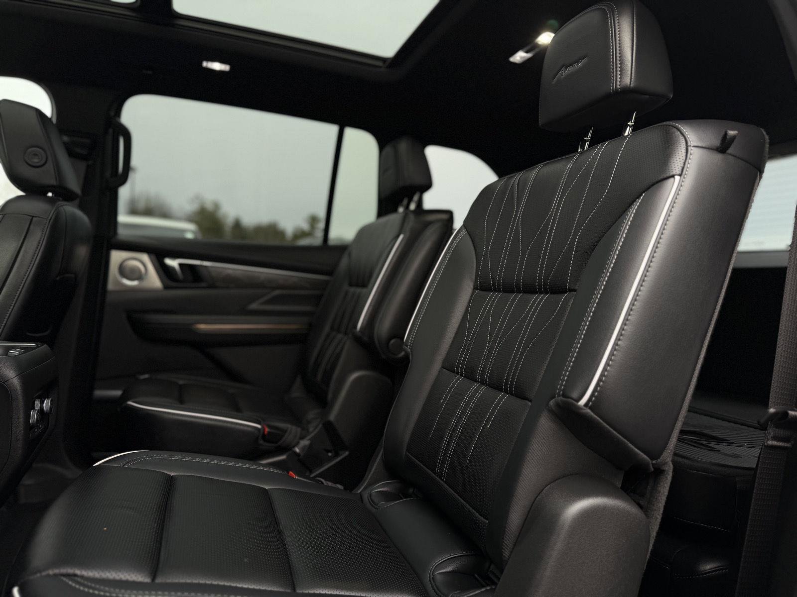 Certified 2025 Buick Enclave Avenir w/ LPO, All-Weather Package image 13