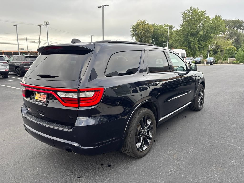 Used 2023 Dodge Durango R/T w/ Blacktop Package AWD/4WD image 5