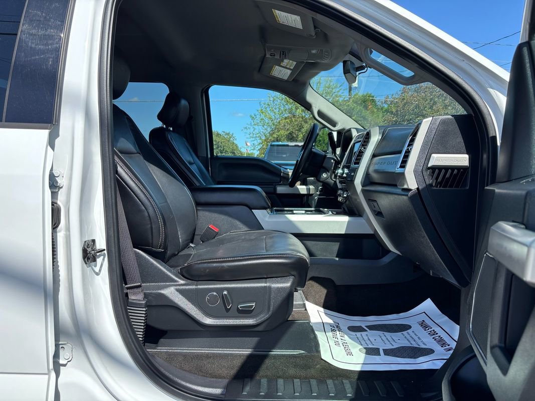 Used 2017 Ford F250 Lariat w/ Lariat Value Package image 26