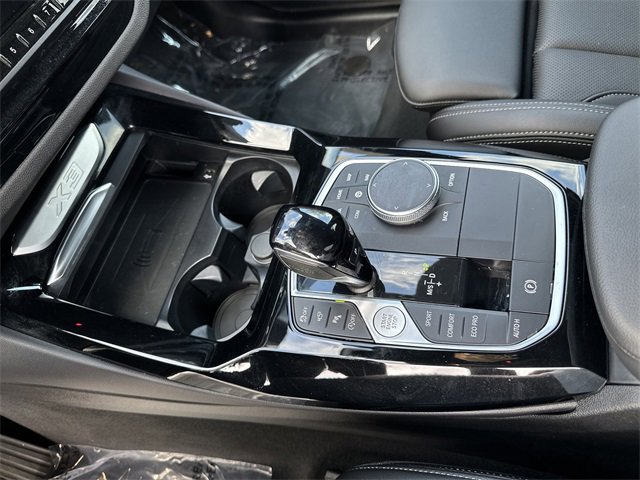 Used 2024 BMW X3 sDrive30i w/ Premium Package image 11