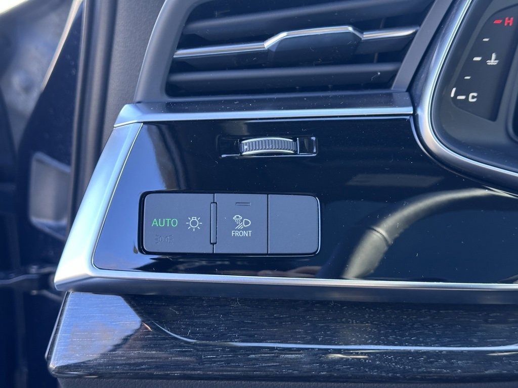 Used 2023 Audi Q7 3.0T Premium Plus w/ Premium Plus Package image 17