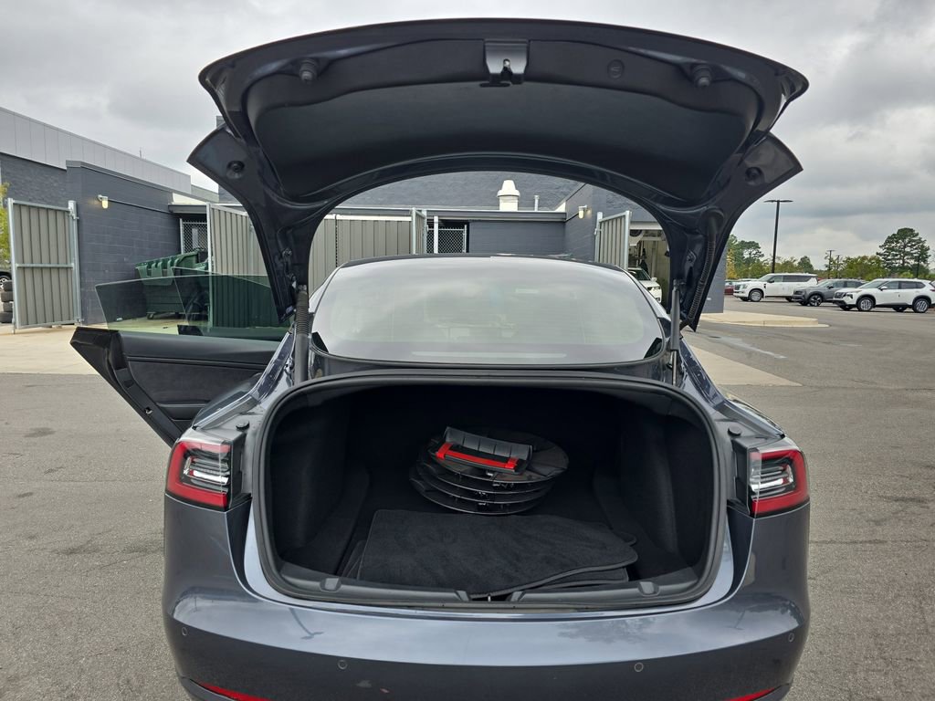 Used 2022 Tesla Model 3 Long Range image 16