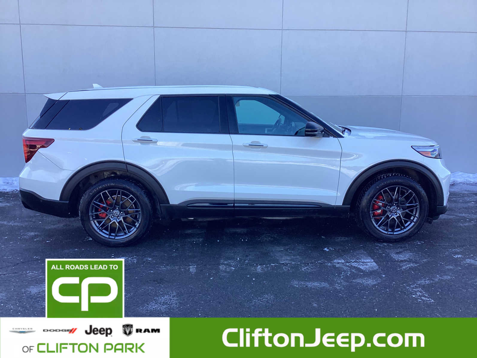 Used 2022 Ford Explorer ST w/ Equipment Group 401A image 4