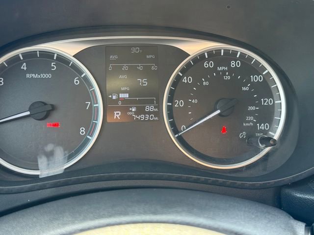 Used 2023 Nissan Versa S w/ Trunk Package image 17