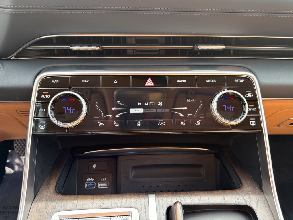 Used 2024 Genesis GV80 2.5T w/ Advanced Package AWD/4WD image 29