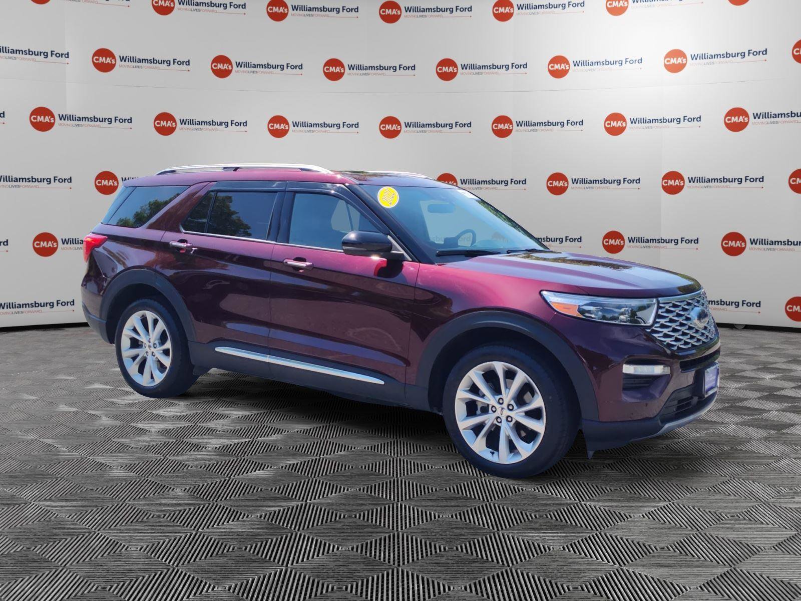 Used 2022 Ford Explorer Platinum w/ Equipment Group 601A image 7