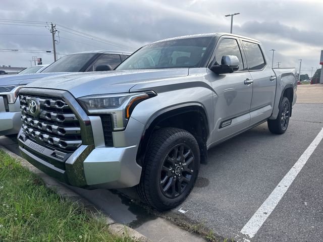 Used 2023 Toyota Tundra Platinum AWD/4WD image 1