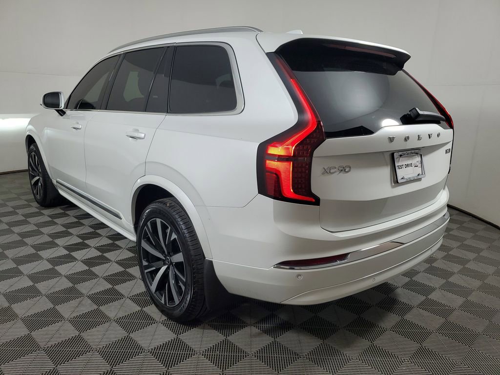 Certified 2026 Volvo XC90 B5 Core w/ Protection Package AWD/4WD image 4