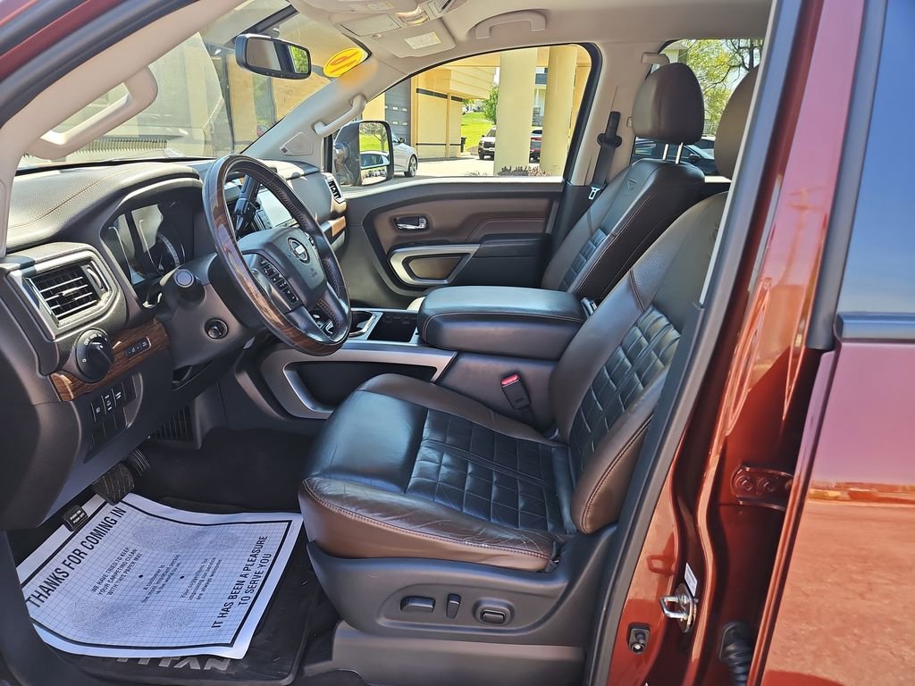 Used 2016 Nissan Titan Platinum Reserve image 10