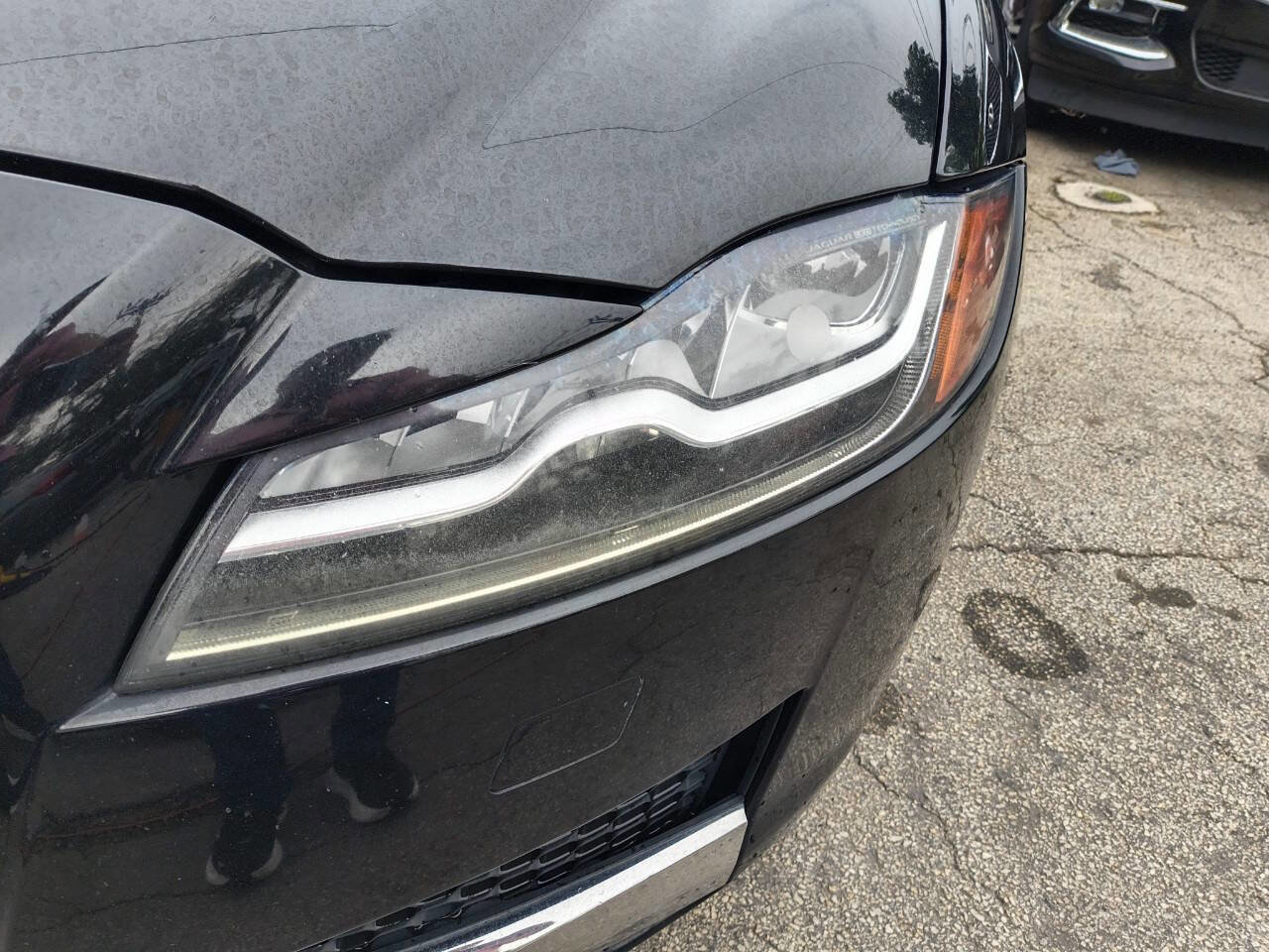 Used 2016 Jaguar XF Prestige AWD/4WD image 17
