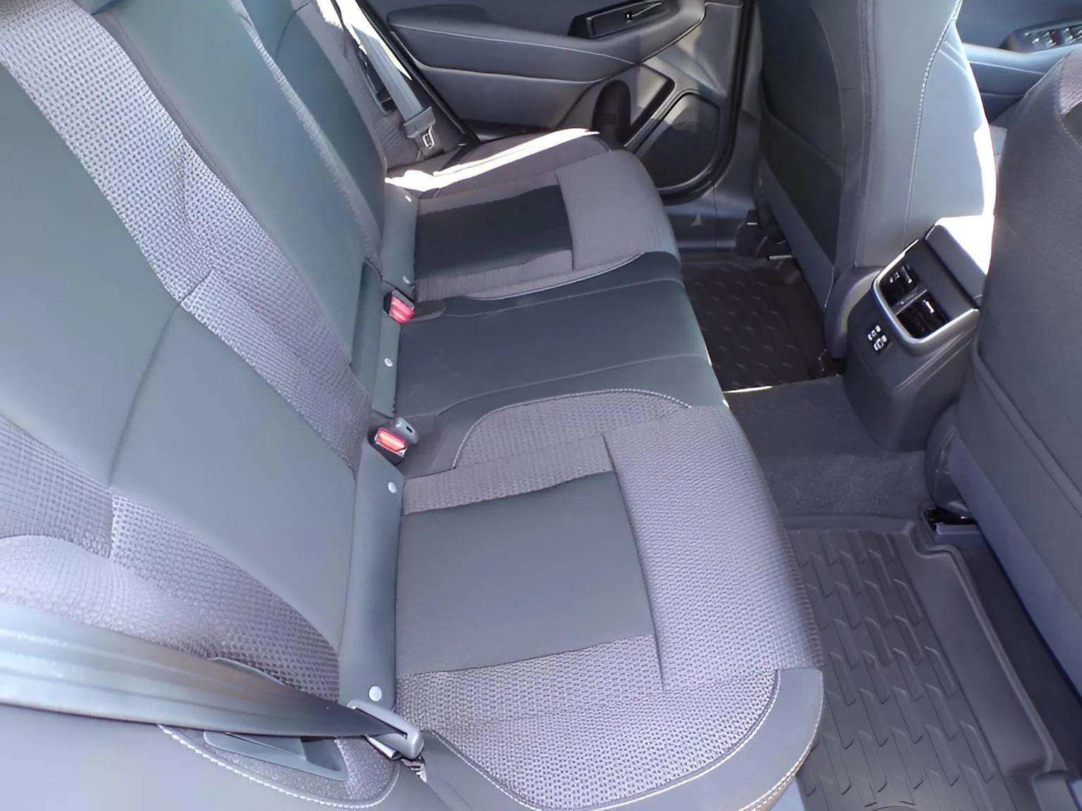 Used 2025 Subaru Outback Premium image 20