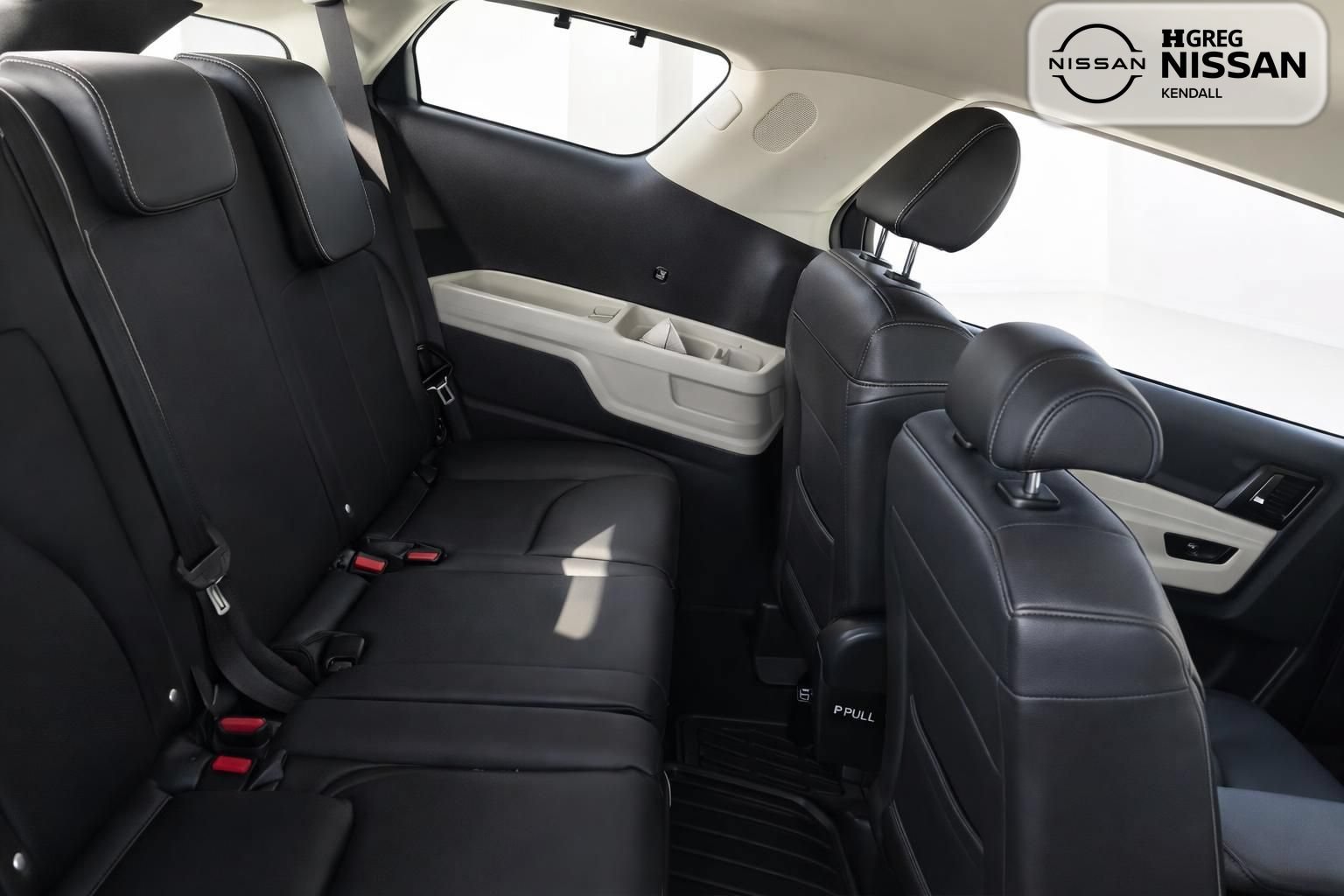Used 2022 Kia Carnival EX FWD image 16