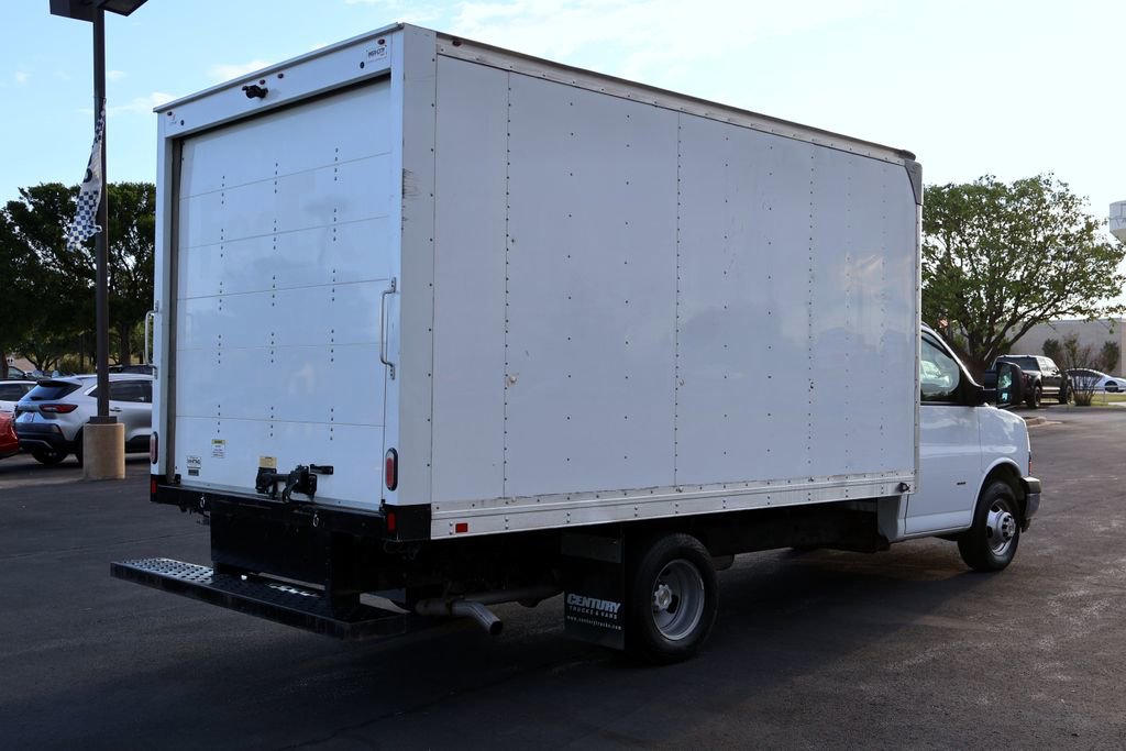 Used 2021 Chevrolet Express 3500 w/ Power Convenience Package image 9