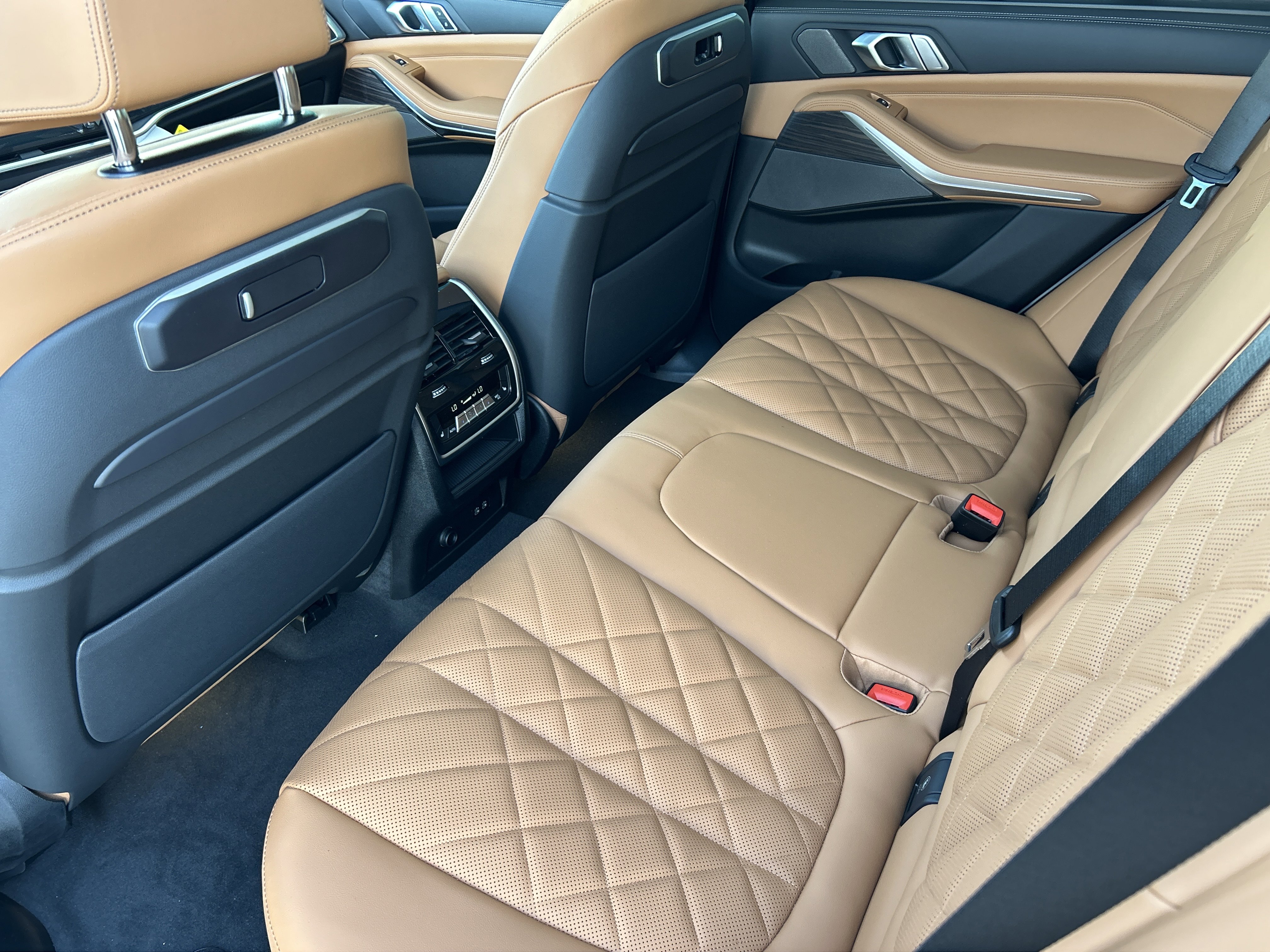 New 2026 BMW X5 xDrive40i w/ Executive Package image 16