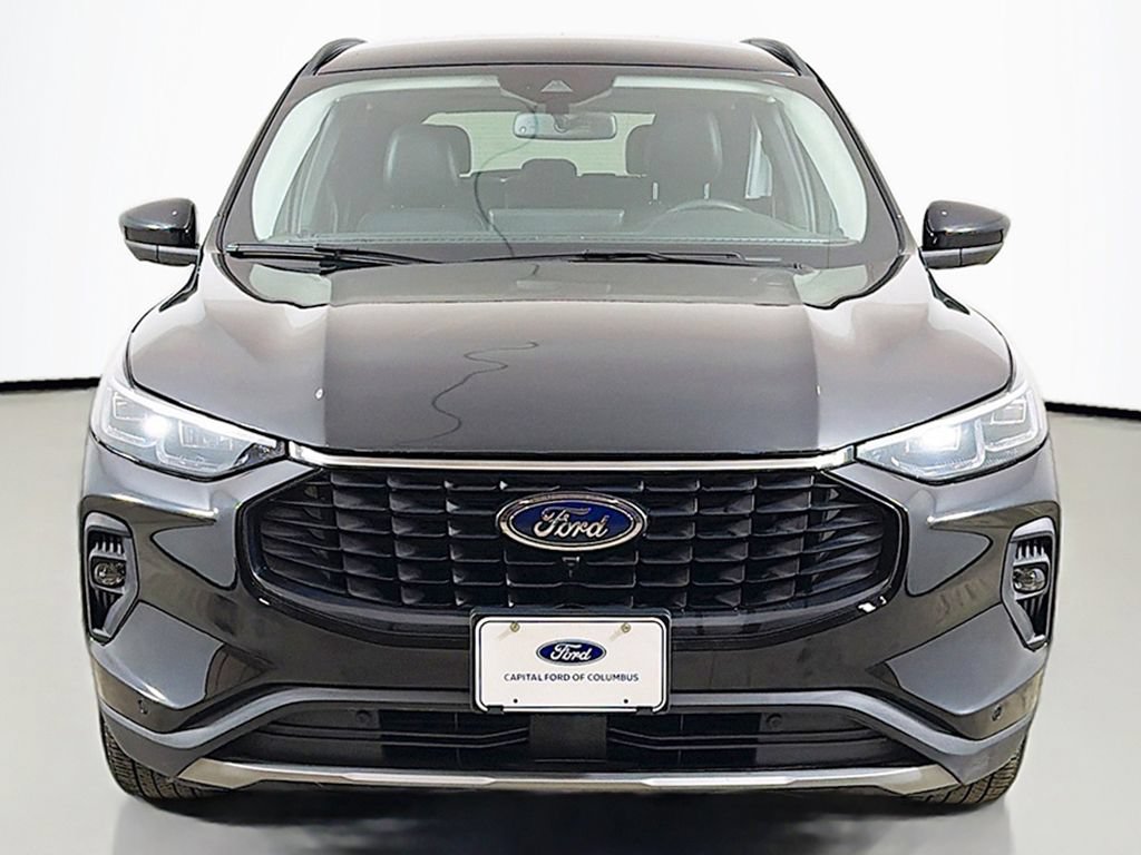 Used 2024 Ford Escape Platinum AWD/4WD image 13