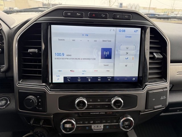 Used 2022 Ford F450 Platinum w/ FX4 Off-Road Package image 16