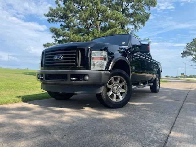 Used 2008 Ford F250 FX4 AWD/4WD image 2