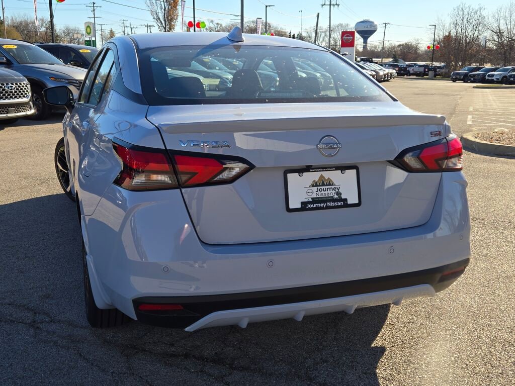 Used 2025 Nissan Versa SR w/ Trunk Package FWD image 12