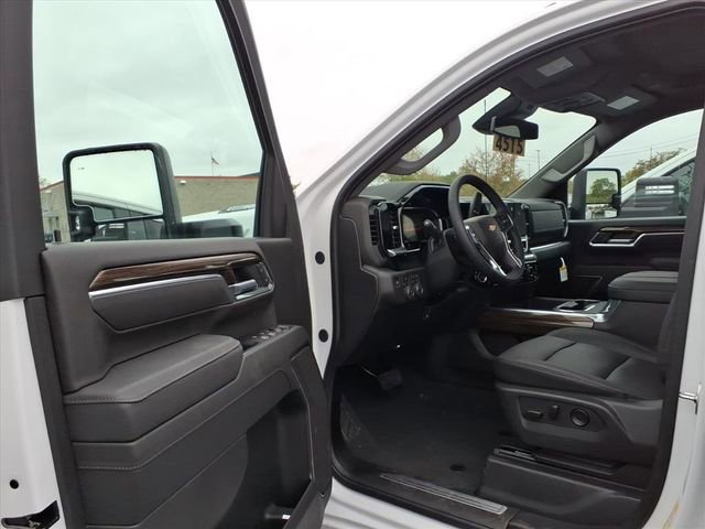 New 2026 Chevrolet Silverado 2500 LT w/ Z71 Chrome Sport Edition image 8