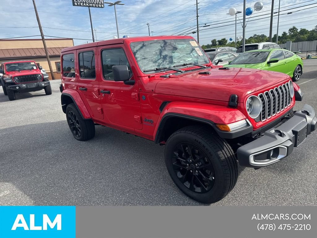 Used 2025 Jeep Wrangler Unlimited Sahara w/ Safety Group AWD/4WD image 5