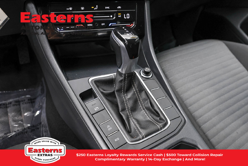 Used 2025 Volkswagen Jetta S FWD image 13