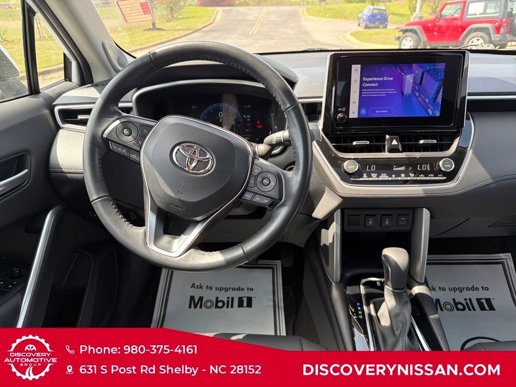 Used 2023 Toyota Corolla Cross XLE w/ Convenience Package image 32
