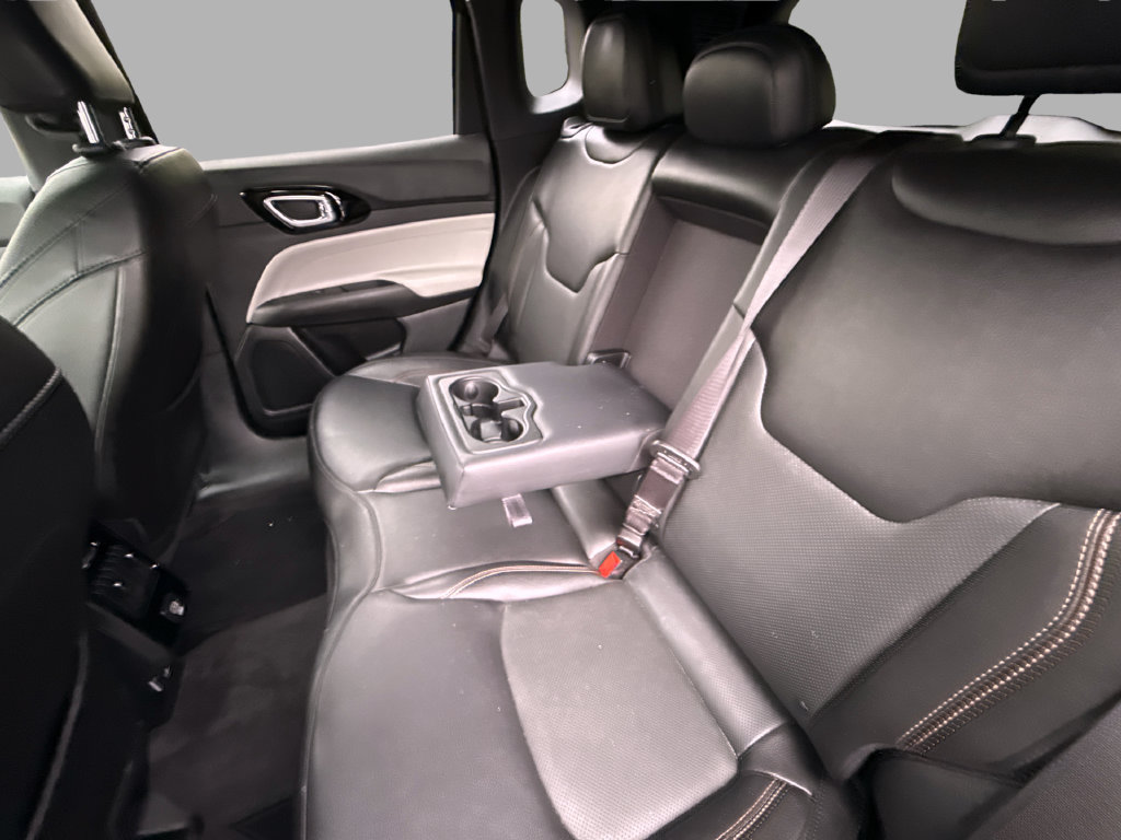 Used 2023 Jeep Compass Limited AWD/4WD image 12