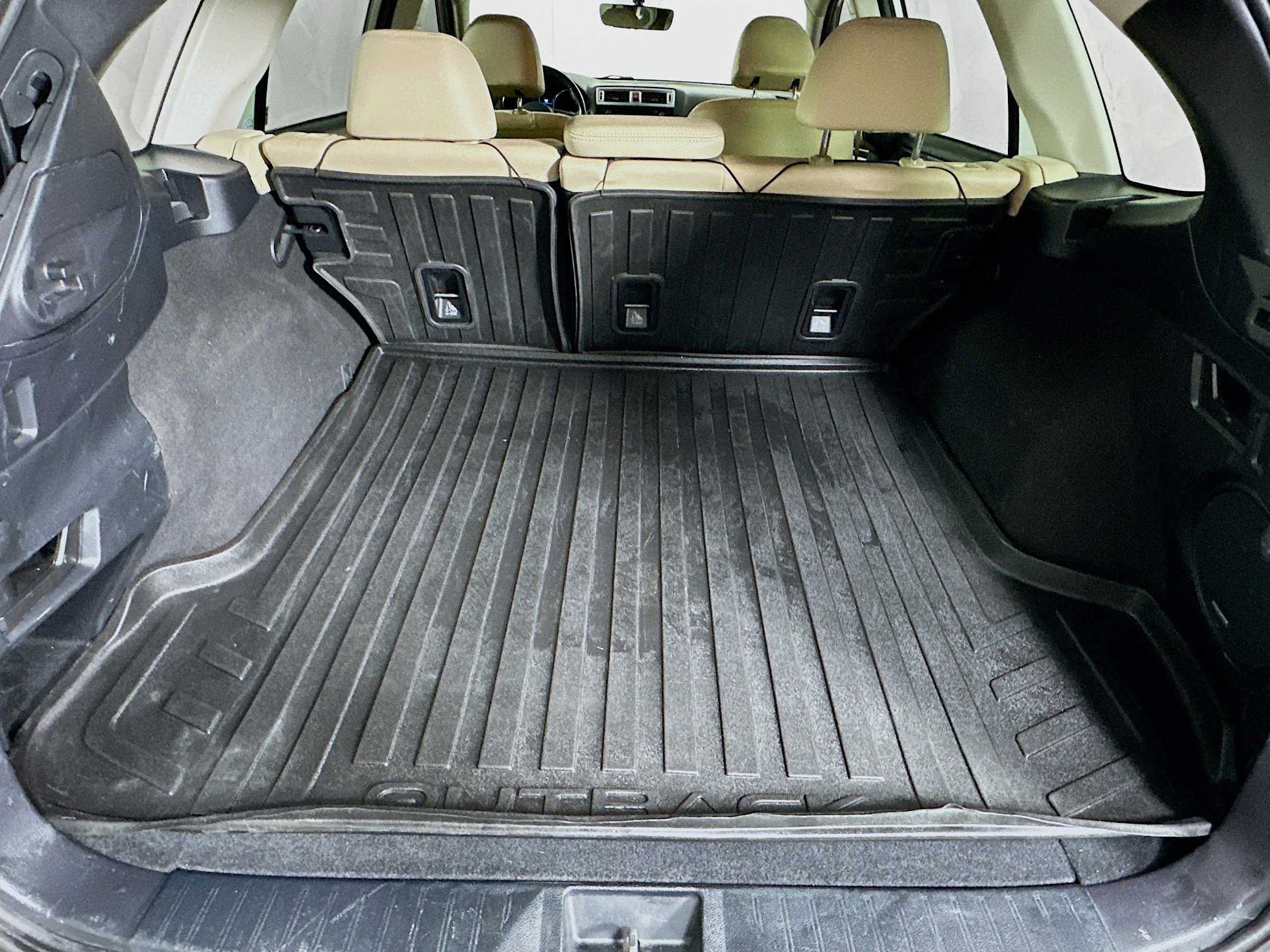 Used 2017 Subaru Outback 2.5i Limited image 29