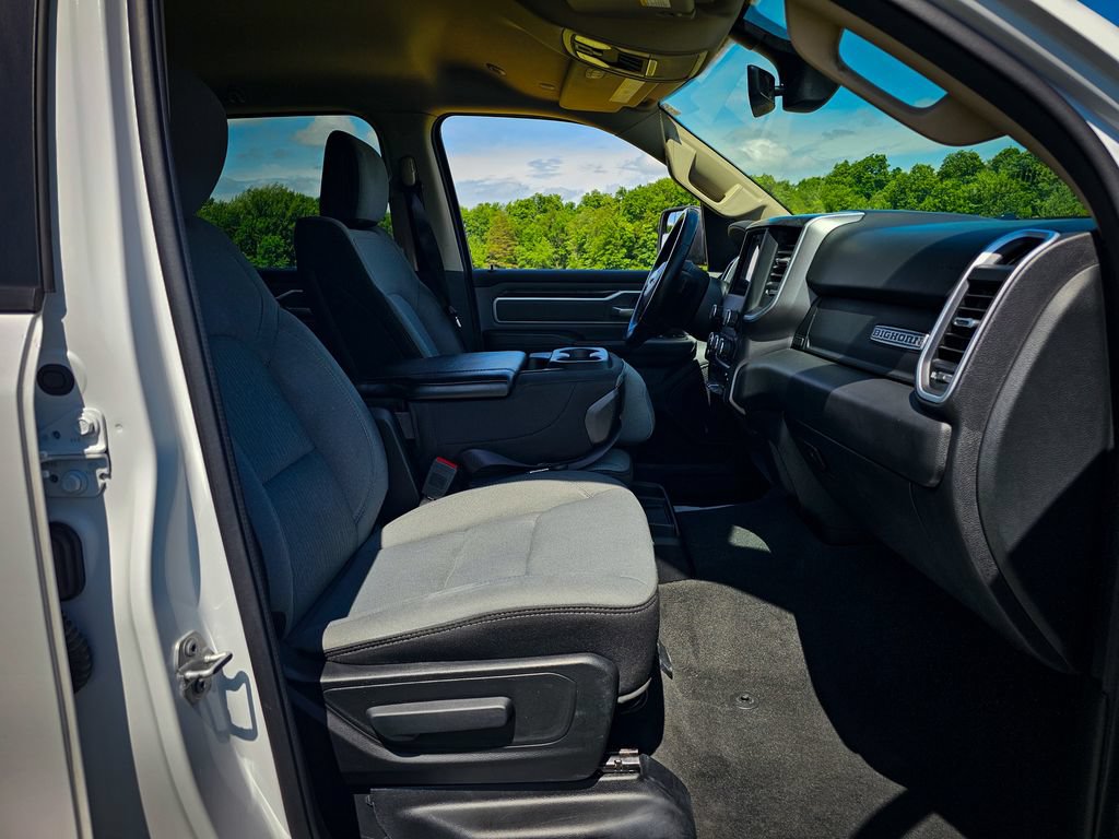 Used 2020 RAM 1500 Big Horn AWD/4WD image 39