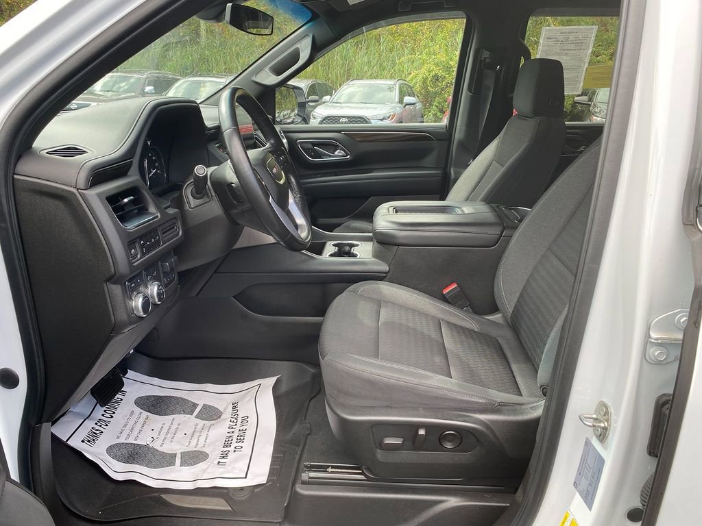 Used 2021 GMC Yukon XL SLE w/ Gmc Pro Safety Plus Package image 12