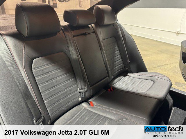 Used 2017 Volkswagen Jetta GLI image 28