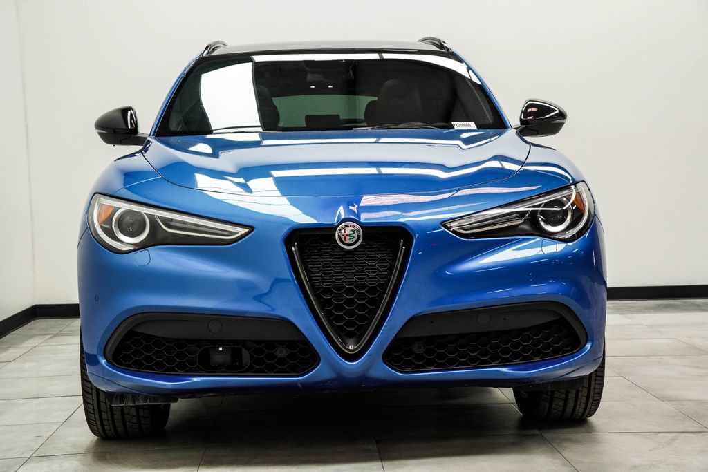 Used 2023 Alfa Romeo Stelvio Veloce AWD/4WD image 6
