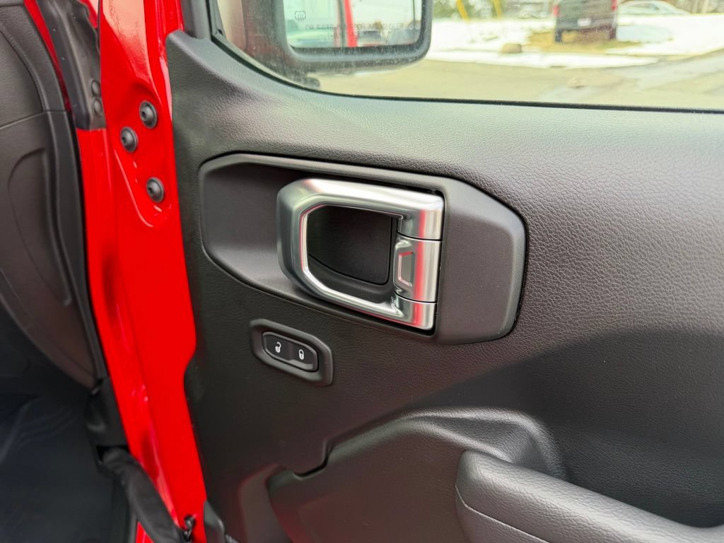 Used 2026 Jeep Wrangler Unlimited Sport AWD/4WD image 30