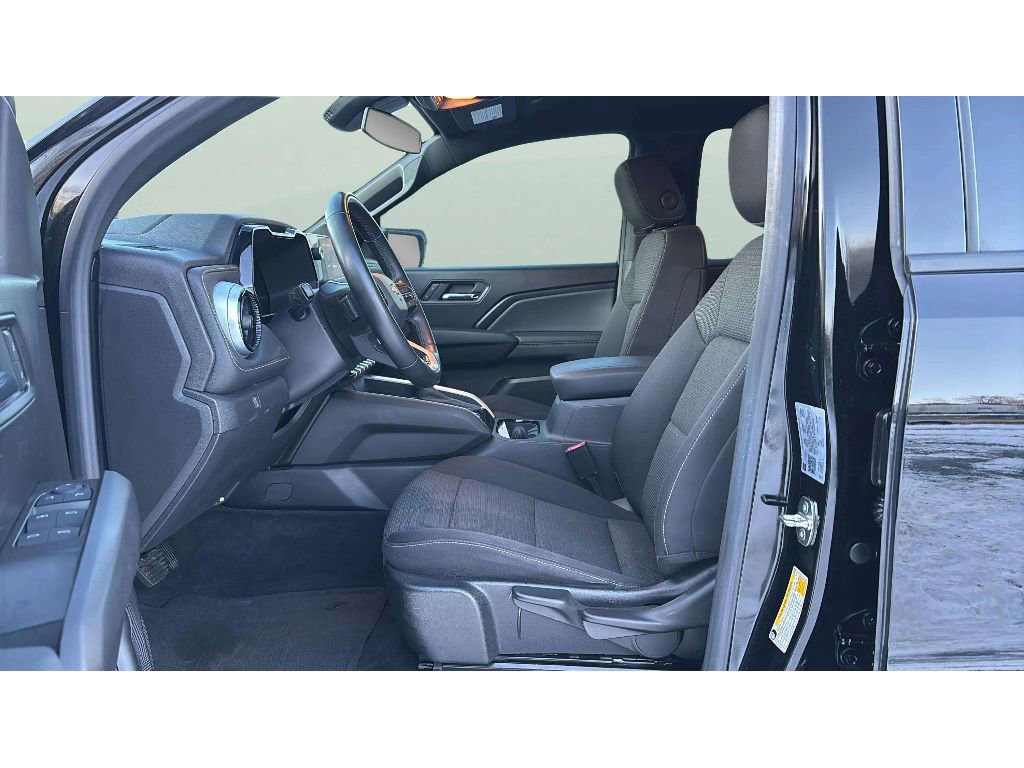 Used 2023 Chevrolet Colorado LT image 10