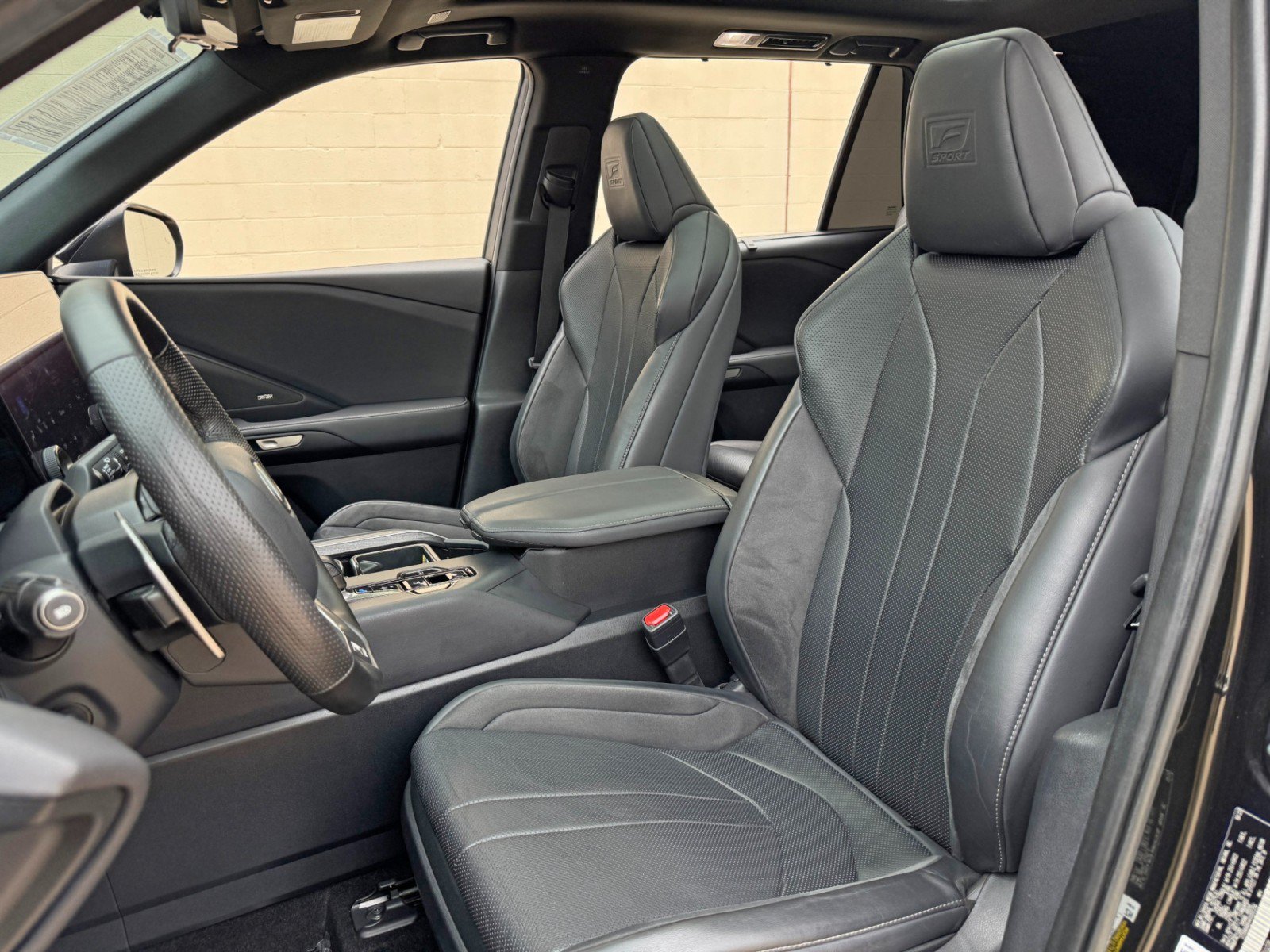 Used 2024 Lexus TX 500h AWD w/ Technology Package image 38