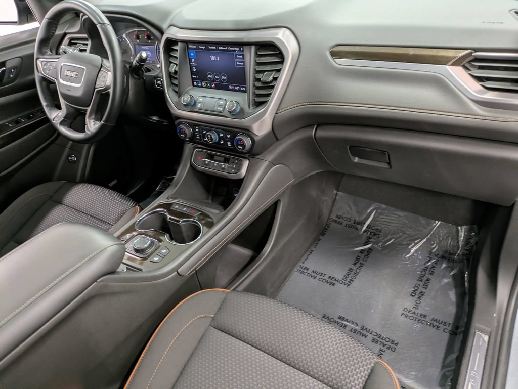 Used 2023 GMC Acadia AT4 AWD/4WD image 30