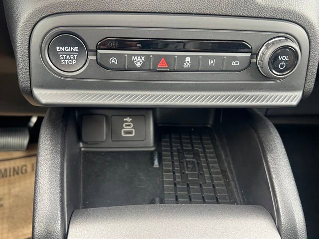 Used 2025 Ford Bronco Sport Outer Banks w/ Outer Banks Tech Package+ AWD/4WD image 19