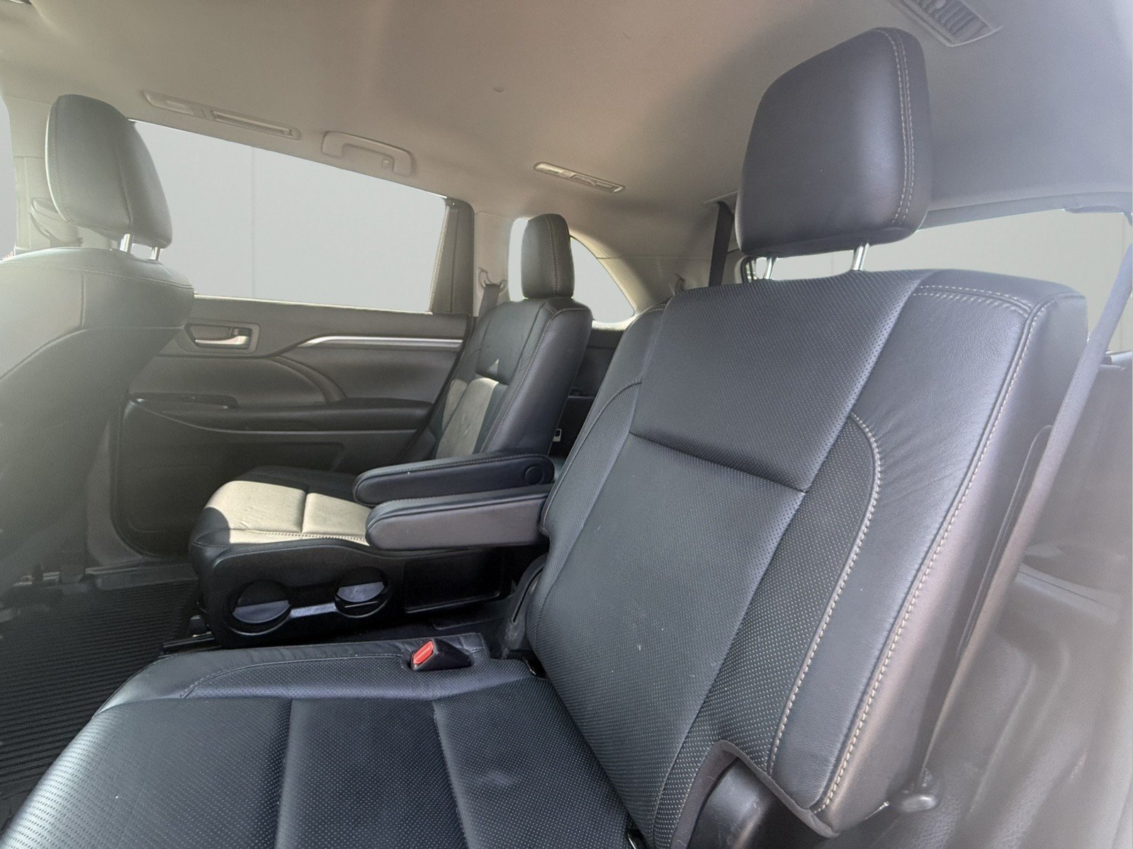 Used 2019 Toyota Highlander Limited AWD/4WD image 26