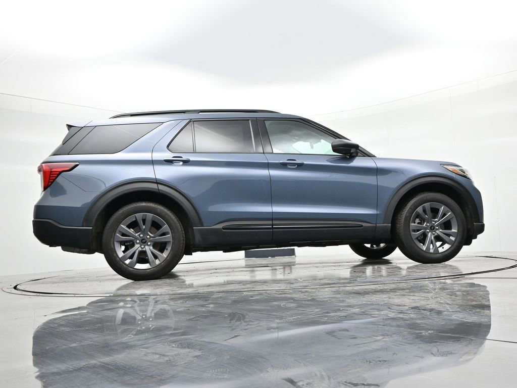New 2026 Ford Explorer Active w/ Active Comfort Package image 24