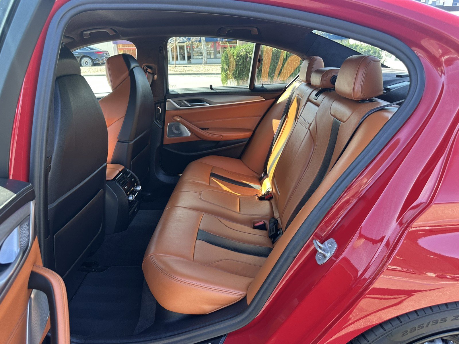 Used 2020 BMW M5 w/ Executive Package image 22