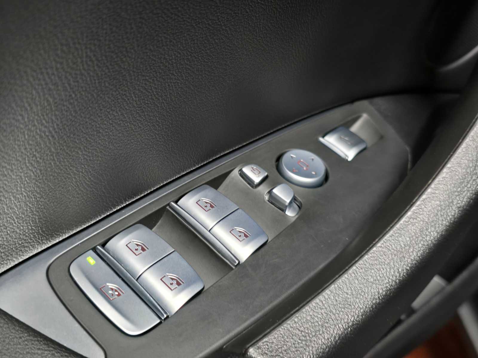 Used 2024 BMW X3 xDrive30i w/ Convenience Package image 25