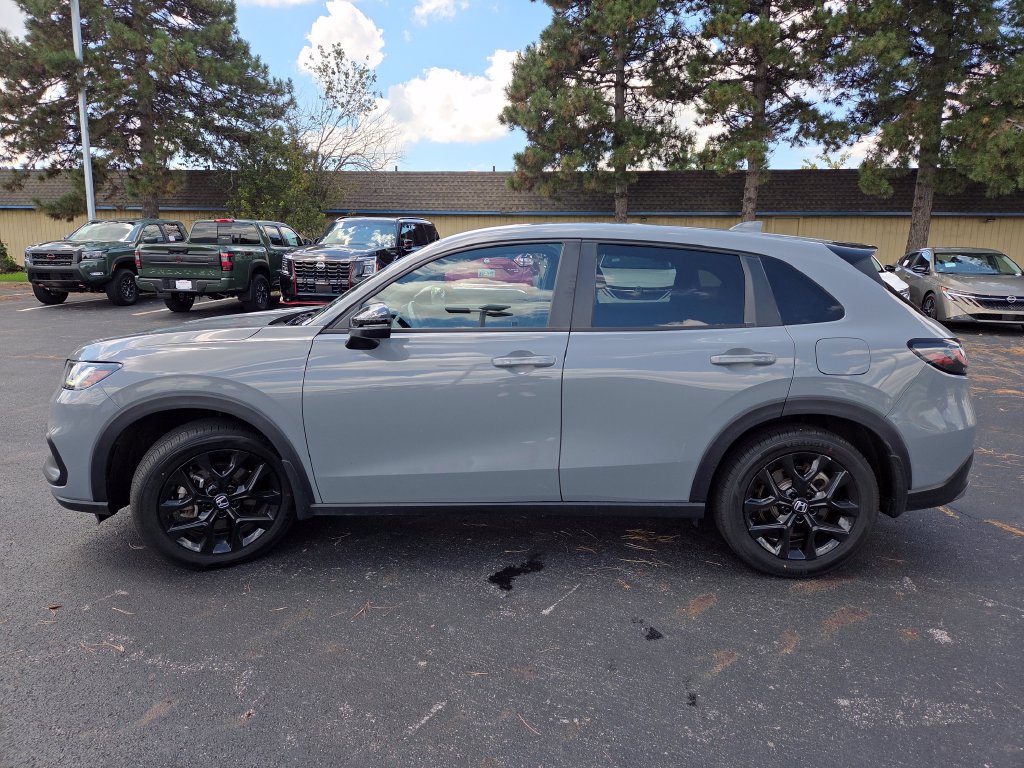 Used 2024 Honda HR-V Sport image 18