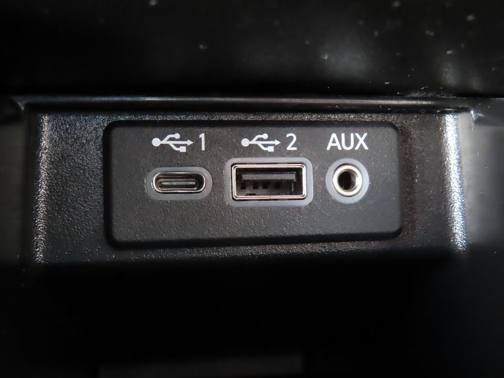 Used 2023 Nissan Maxima SL FWD image 10