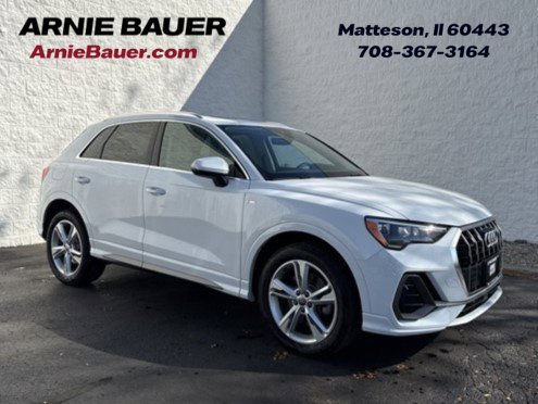 Used 2020 Audi Q3 2.0T Premium w/ Convenience Package AWD/4WD image 1