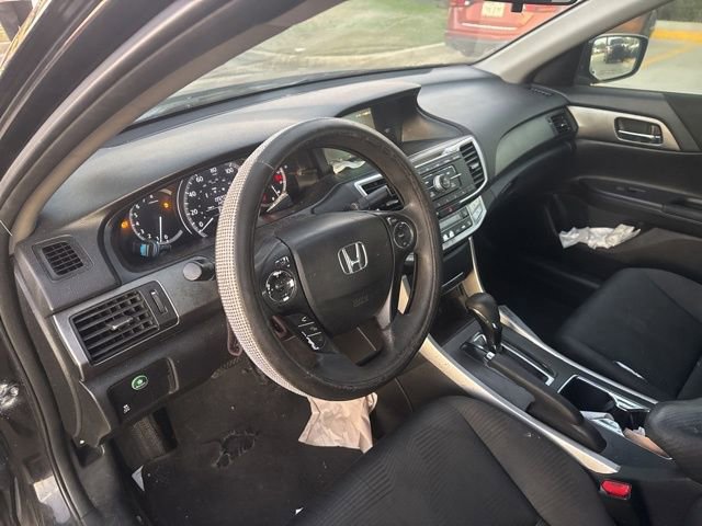 Used 2015 Honda Accord LX image 19